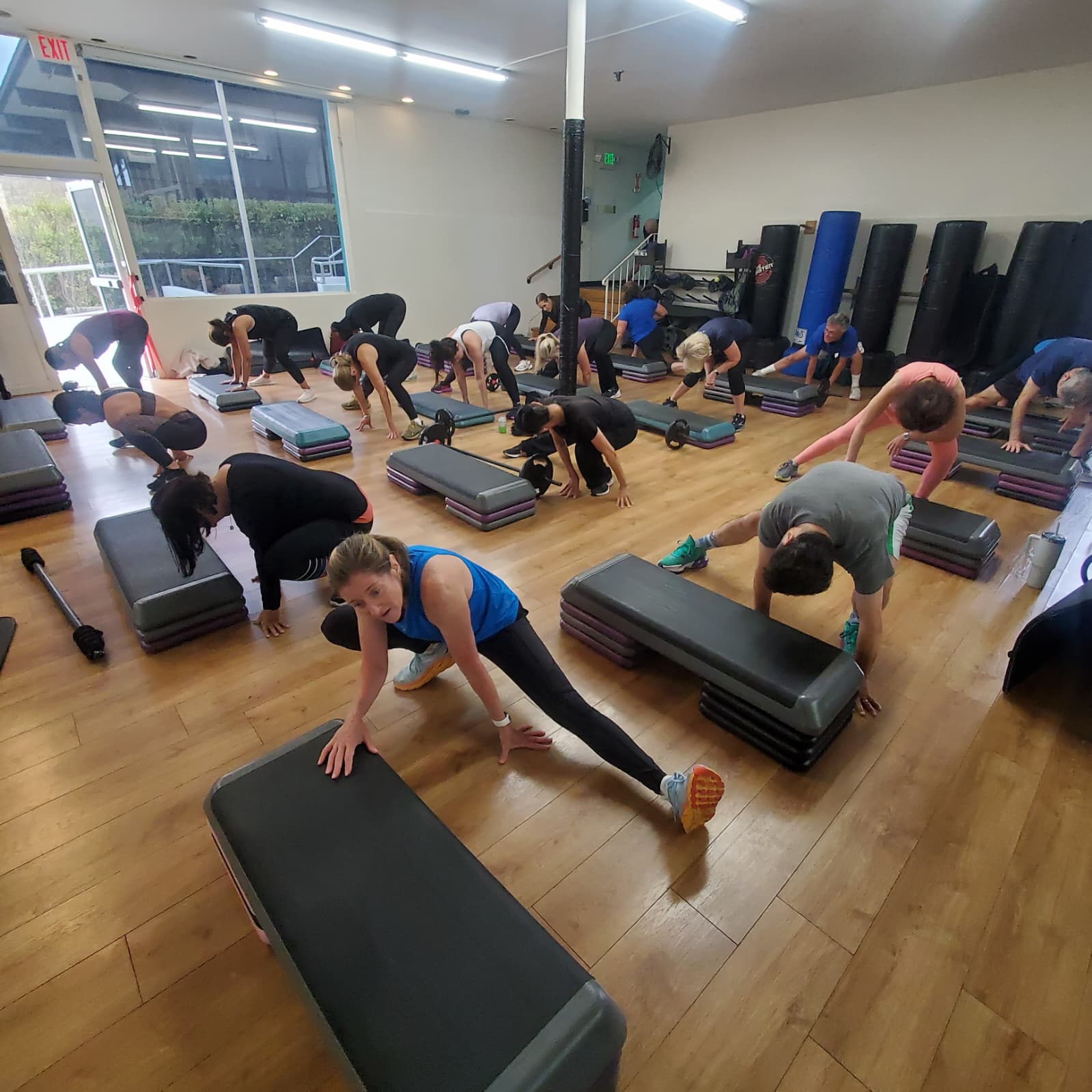 Group training session photo 7
